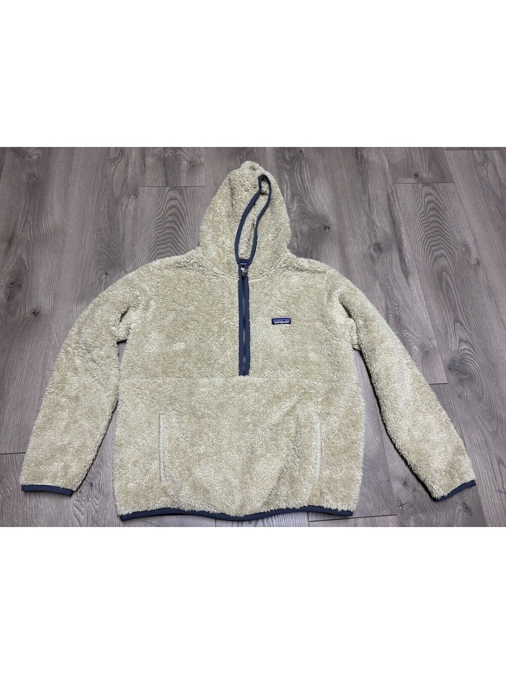 Patagonia Los Gatos Hooded 1/2‑Zip Pullover – Women’s Large Tan – Sherpa Fleece